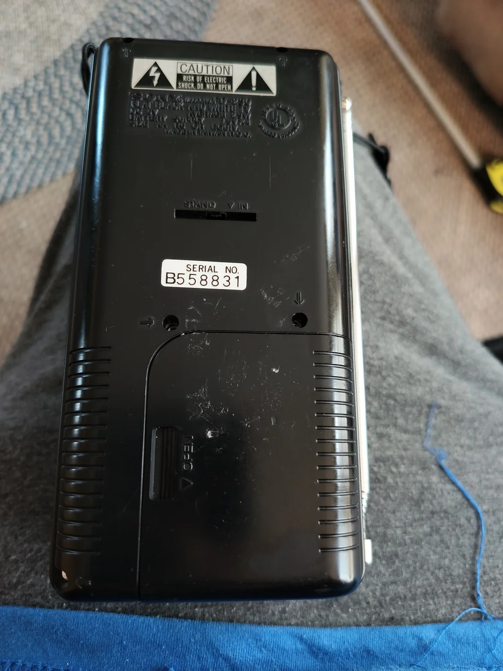 Sony Watchman Portable TV - Black 1993 2 Inch Screen